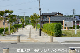 現在の南北大路と東西大路交差点付近の写真